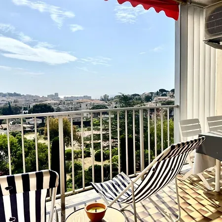 With Pool And Balcony In Appartamento